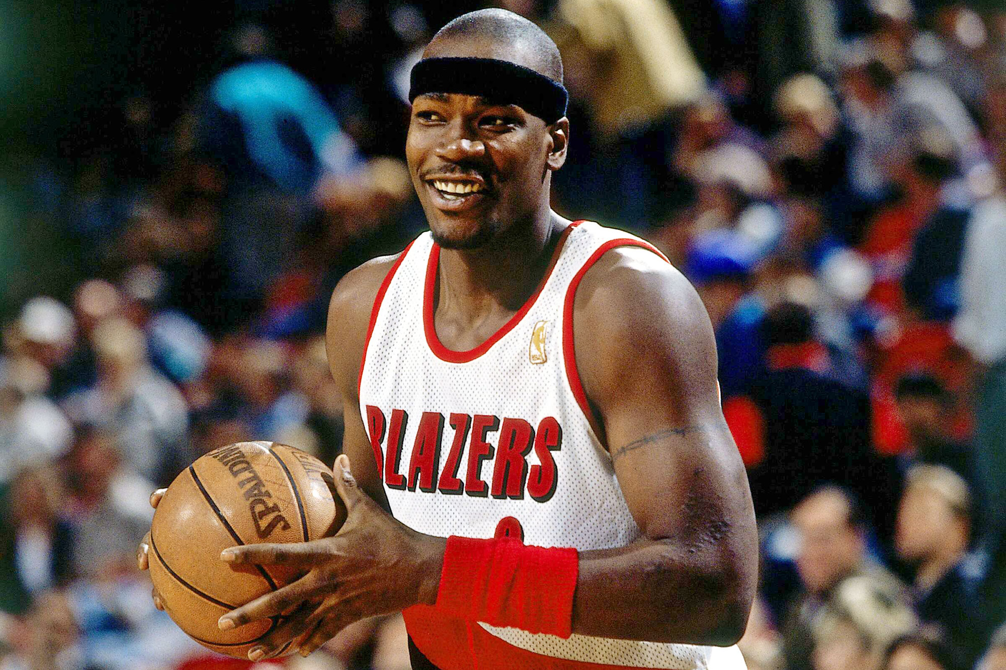 Trail Blazers great Clifford Robinson dies at 53 after battling